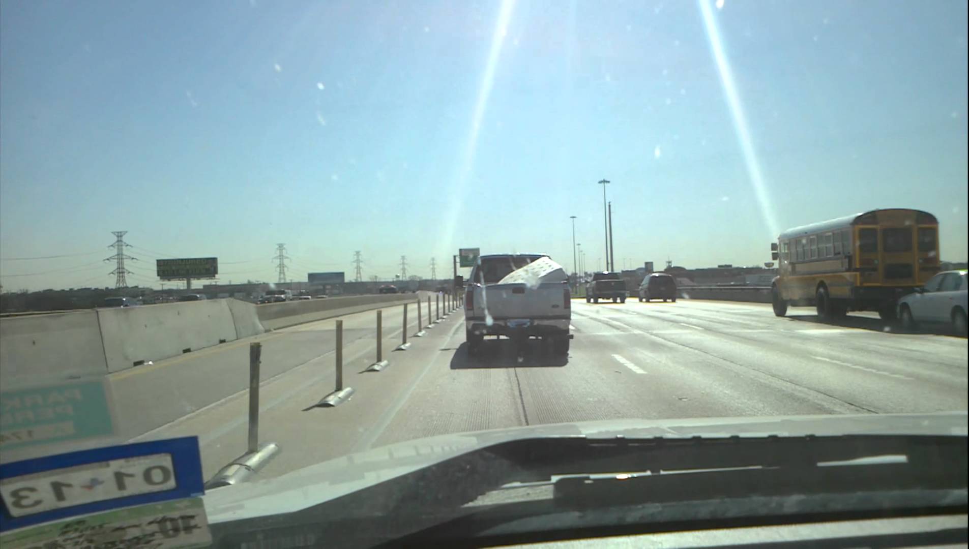 mattress flies out of truck on highway in dallas
